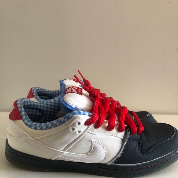 Size 8 Nike SB Dunk Low Dorothy Wizard of Oz - Picture 5 of 12
